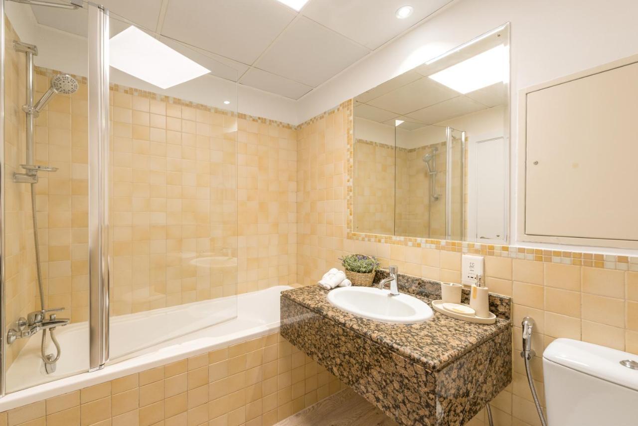 Luxury Jbr - Sea View - 5* Beach Resorts Access! Dubaj Kültér fotó